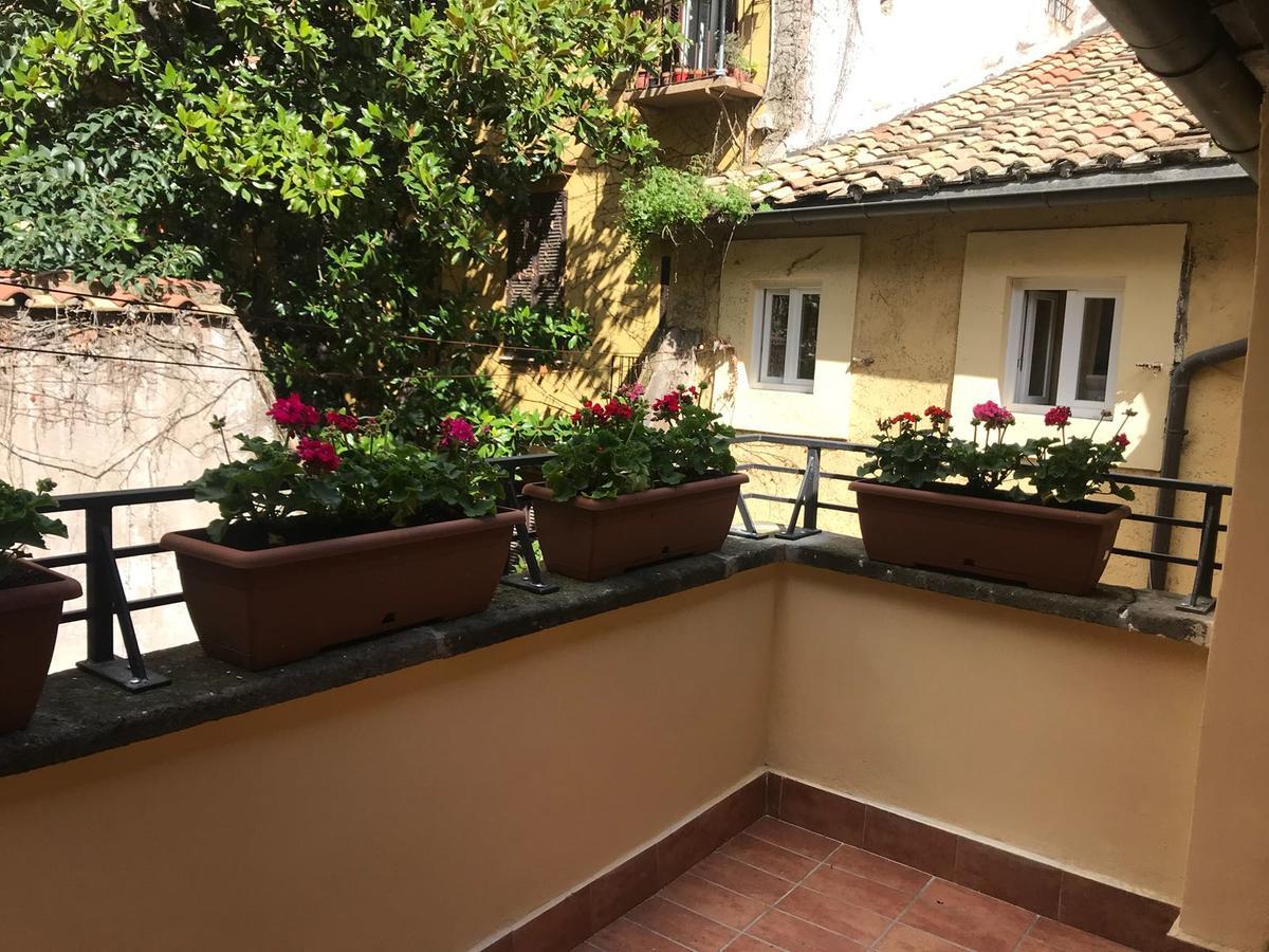 Domizia Top Floor Guest House Roma Exterior foto